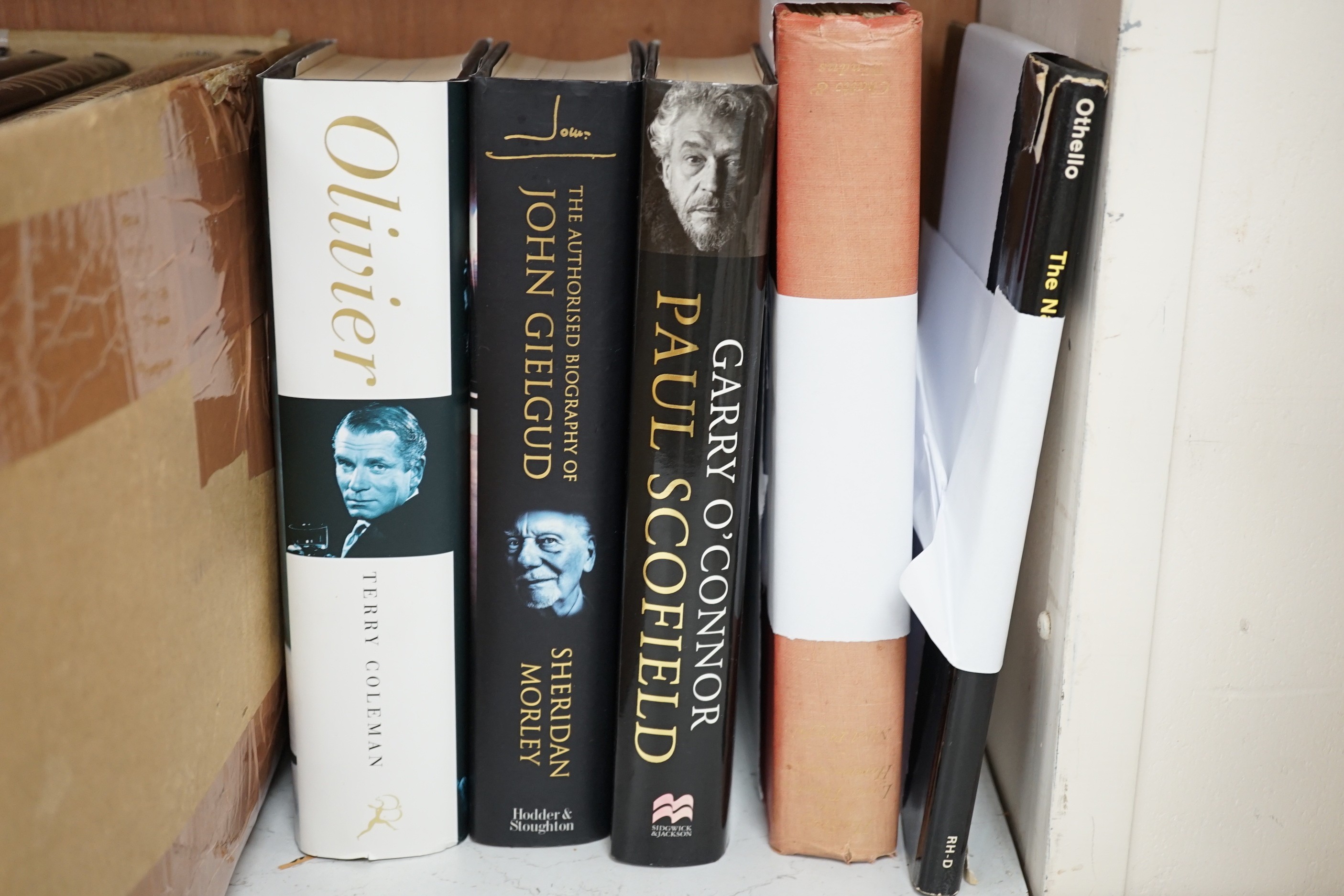 A quantity of books relating to Sir Lawrence Olivier, John Gielgud, etc., including a signed copy of ‘Othello’ by Sir Lawrence Olivier, and a signed copy of ‘The Story of the Lyric Theatre Hammersmith’ by John Gielgud wi